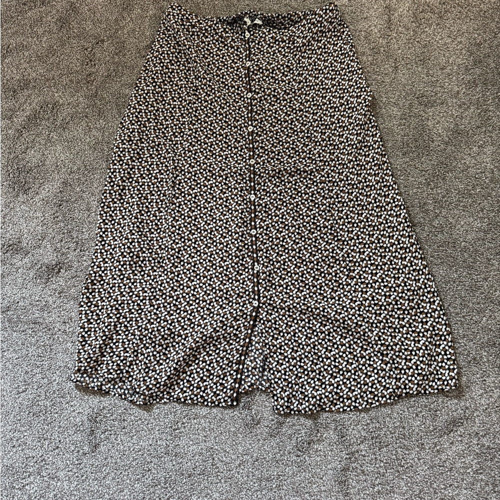 Max Studio Floral Black and White Women's Skirt - Picture 2 of 10